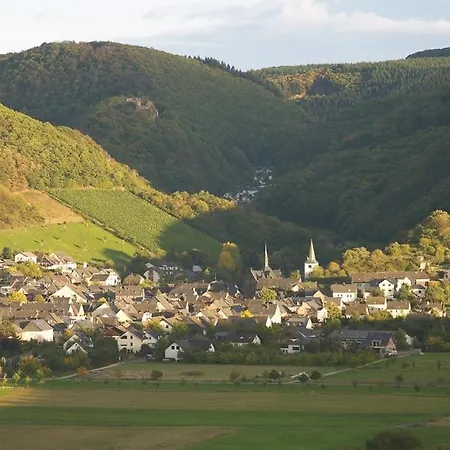 Gaestehaus Spross Veldenz