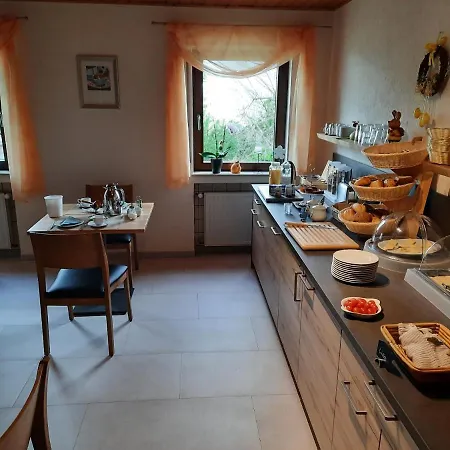 بيت ضيافة Gaestehaus Spross Veldenz