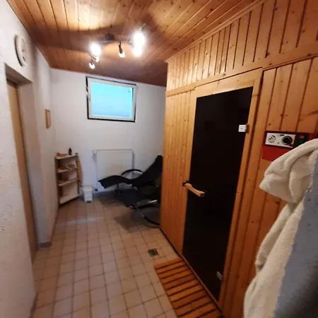 Gaestehaus Spross بيت ضيافة 4*