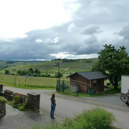 بيت ضيافة Gaestehaus Spross Veldenz