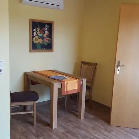 Gaestehaus Spross Veldenz