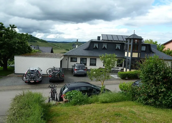 בית הארחה Gaestehaus Spross 4*